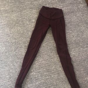 LULULEMON maroon striped leggings size 2